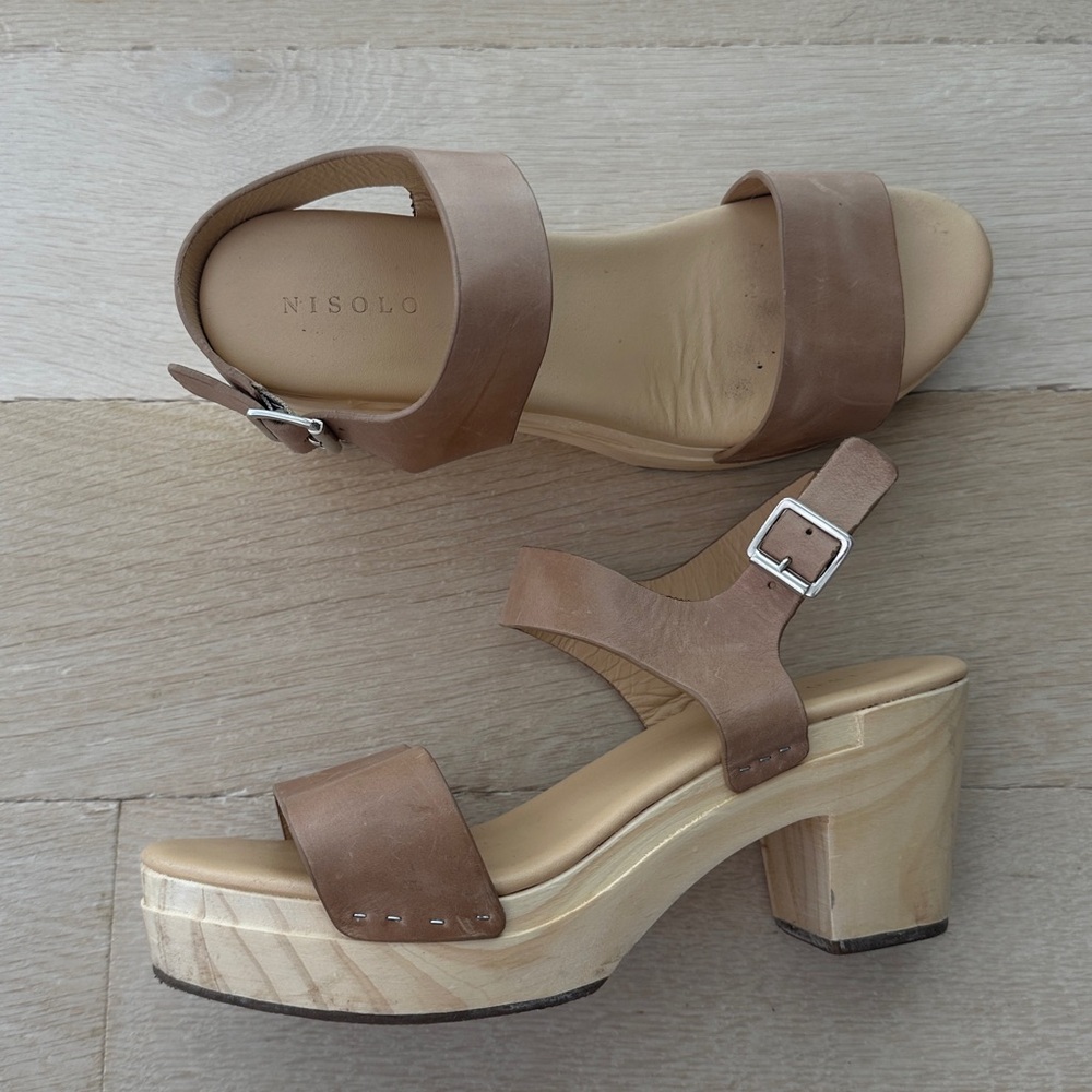 Nisolo Tan Leather Wood-Platform Sandals